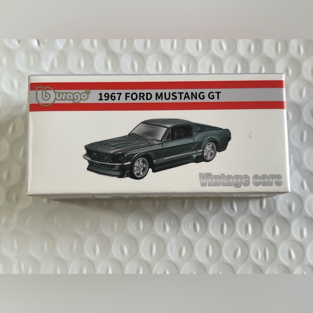 Bburago 1967 Ford Mustang GT Die-Cast Toy Car - Metallic Green NEW